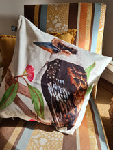 Load image into Gallery viewer, kookaburra_australian_bird_souvenir_cushion_cover_ozart
